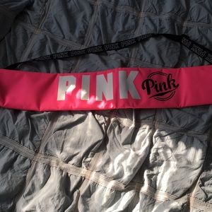 ✨FREE WITH BUNDLE OF 2 ITEMS💫